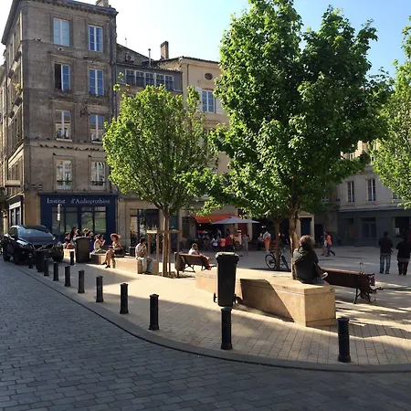 L'appart & Saint Apartment *