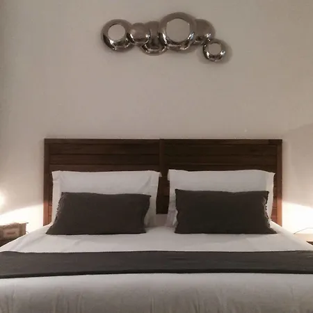 L'appart & Saint Apartment *